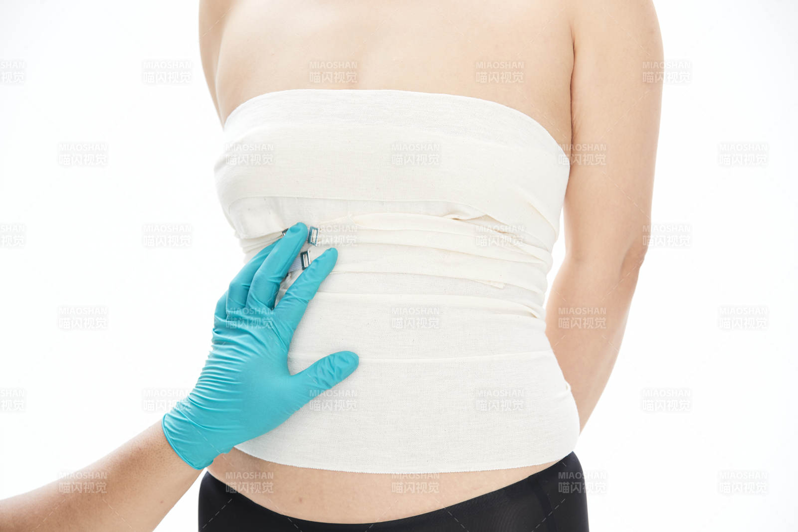 医疗美容型体整形术后检查图片