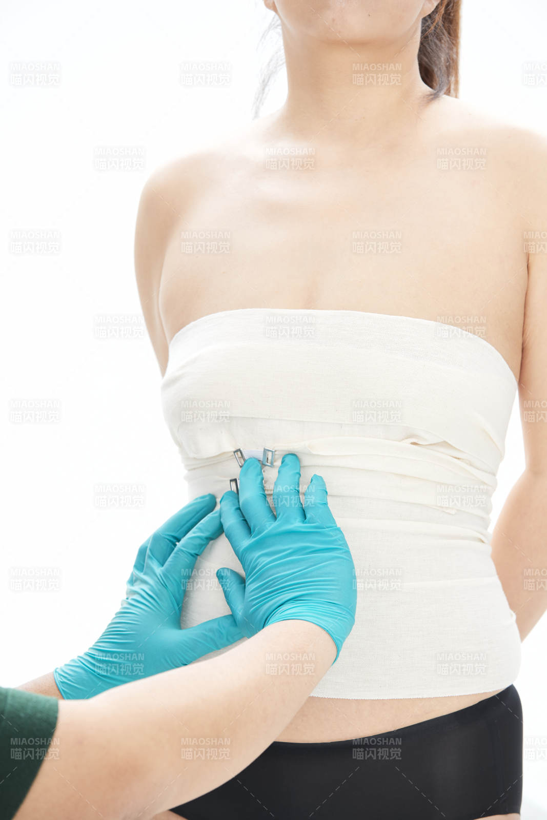 医疗美容型体整形术后检查图片