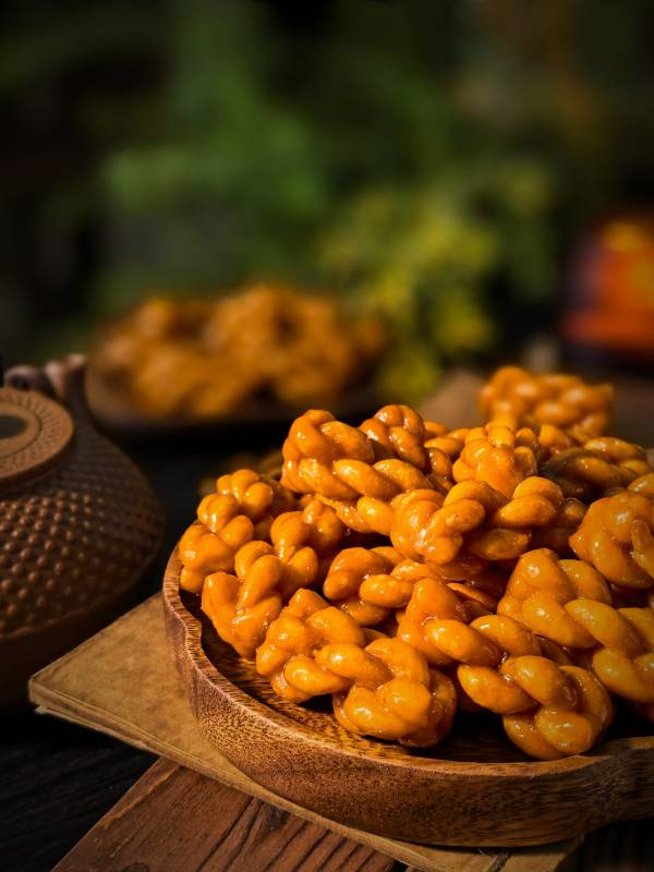 金黄麻花诱人美味图片