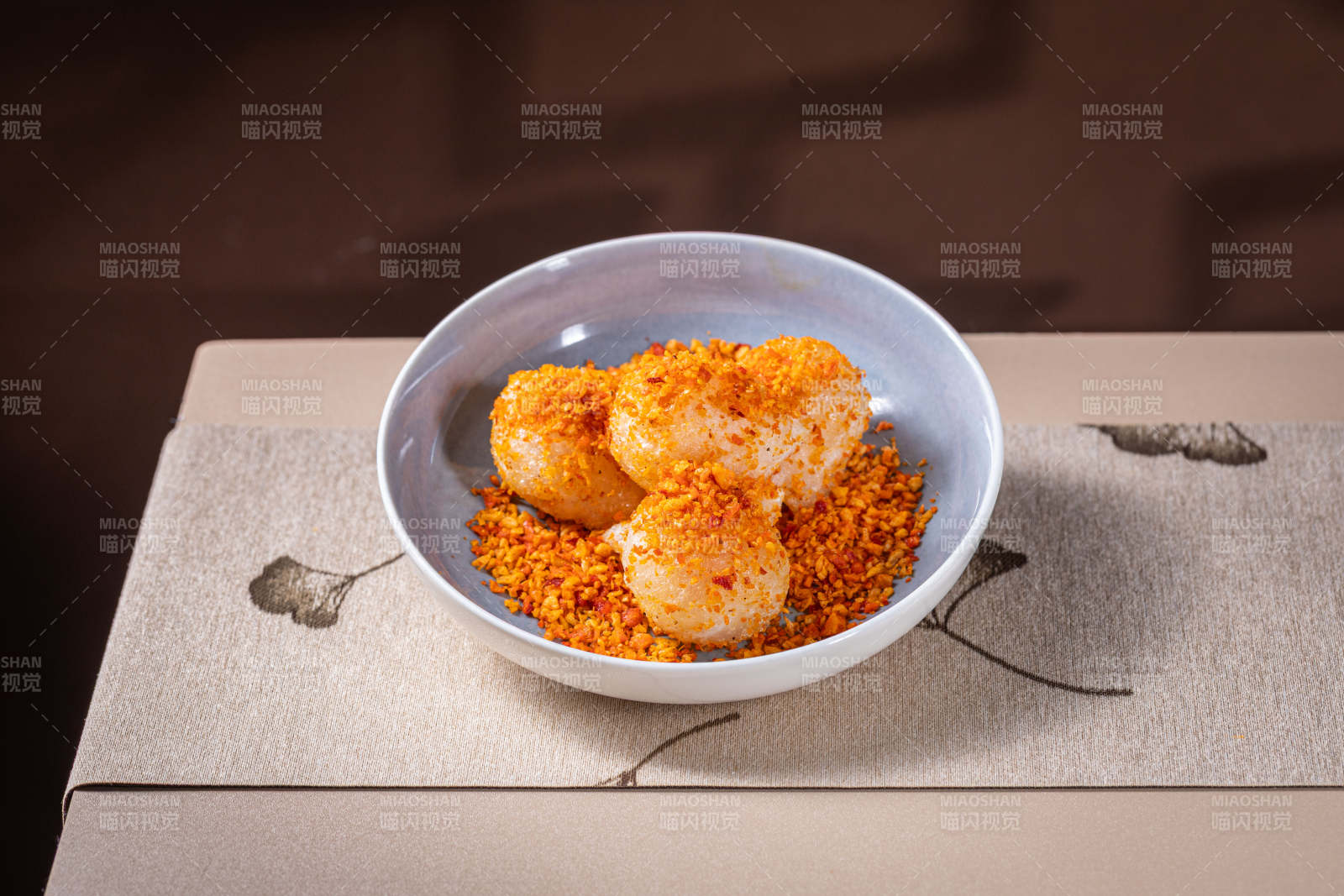 金黄酥脆虾球图片