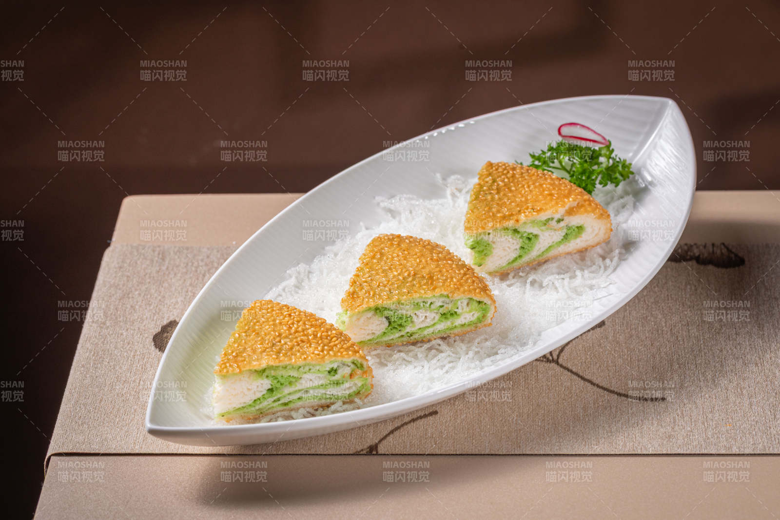 香煎卷饼配青菜图片