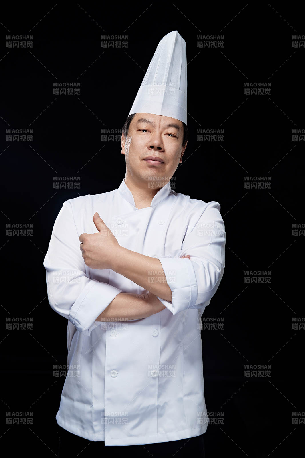 星级酒店面点厨师人物形象展示图片