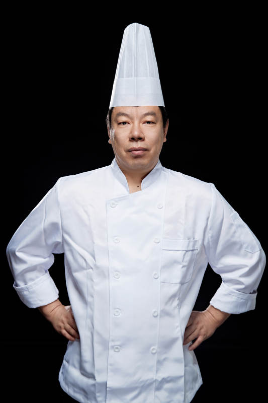 星级酒店面点厨师人物形象展示图片