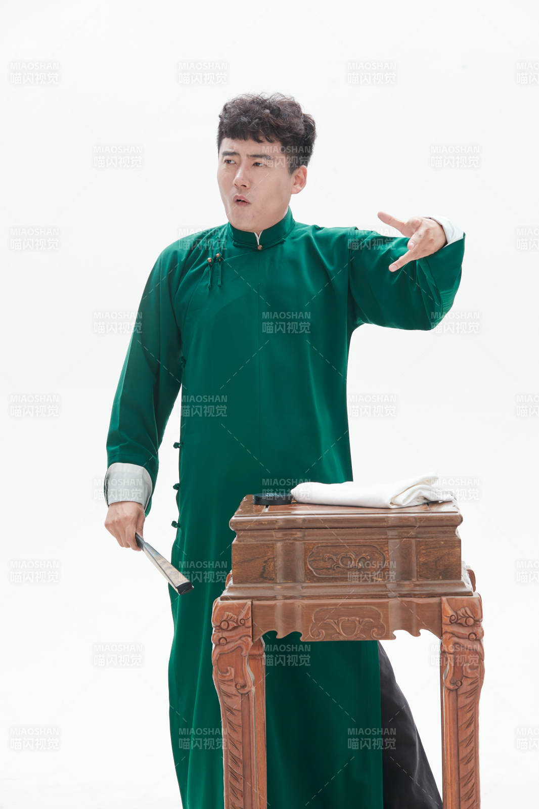 中国传统曲艺相说书人演艺术形象图片