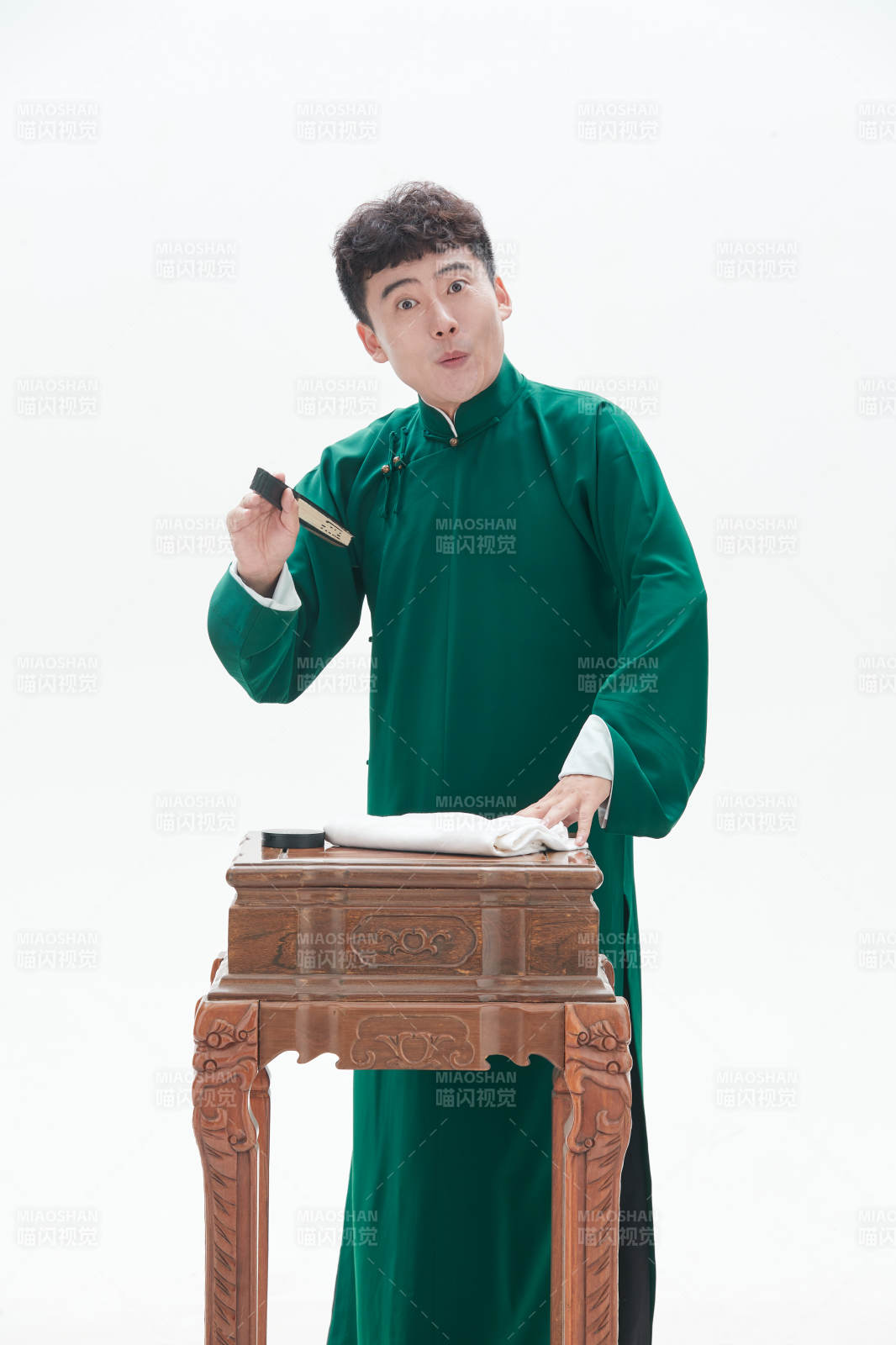 中国传统曲艺相说书人演艺术形象图片