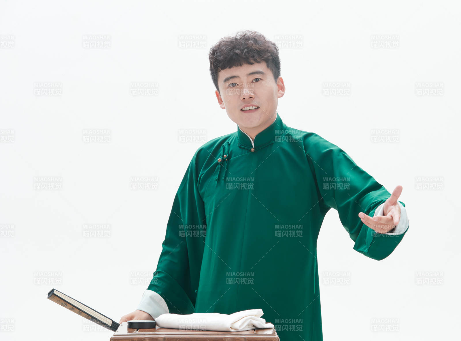 中国传统曲艺相说书人演艺术形象图片