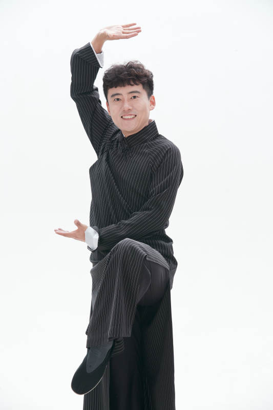 中国传统曲艺相声表演艺术形象图片