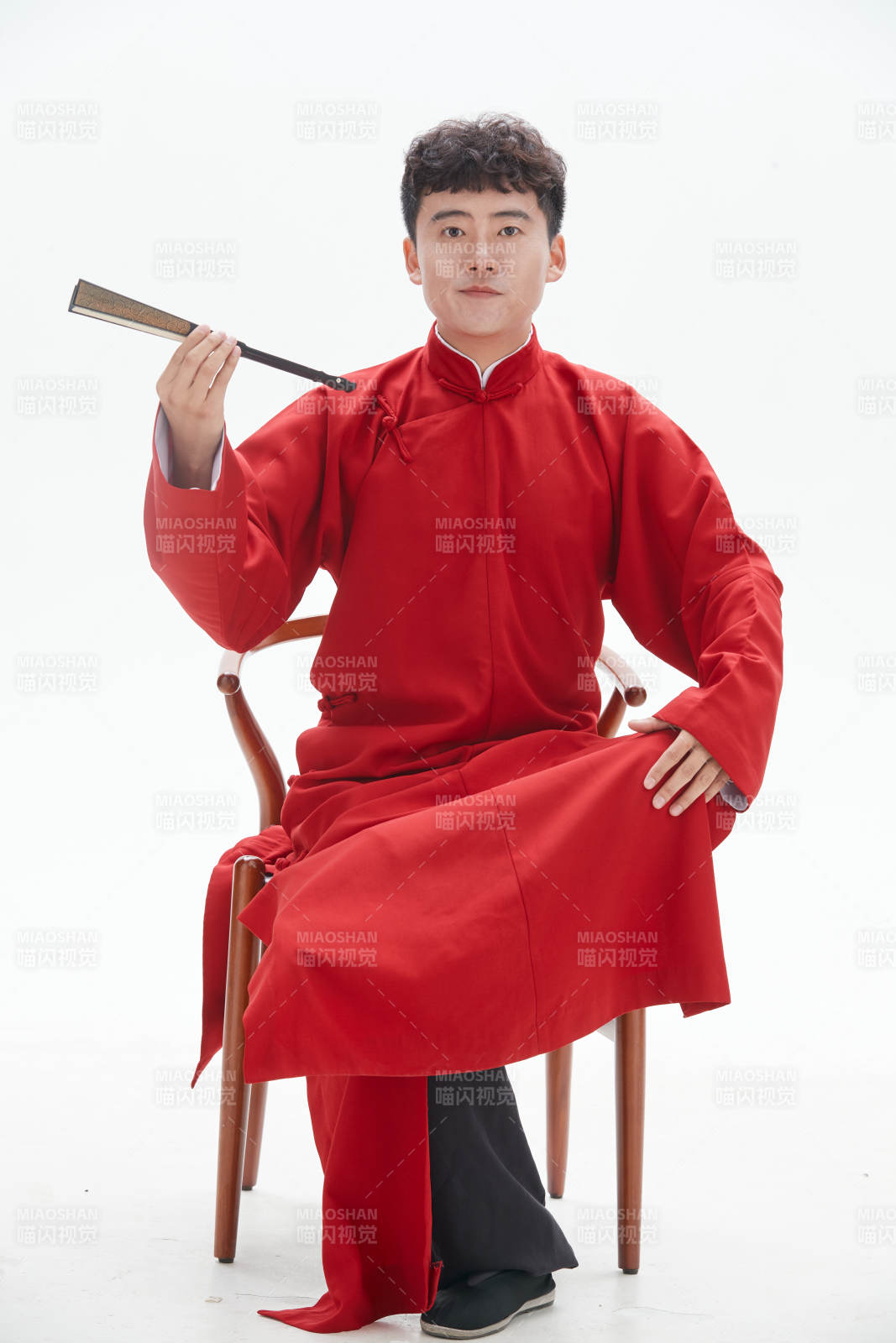 中国传统曲艺相声表演艺人形象图片