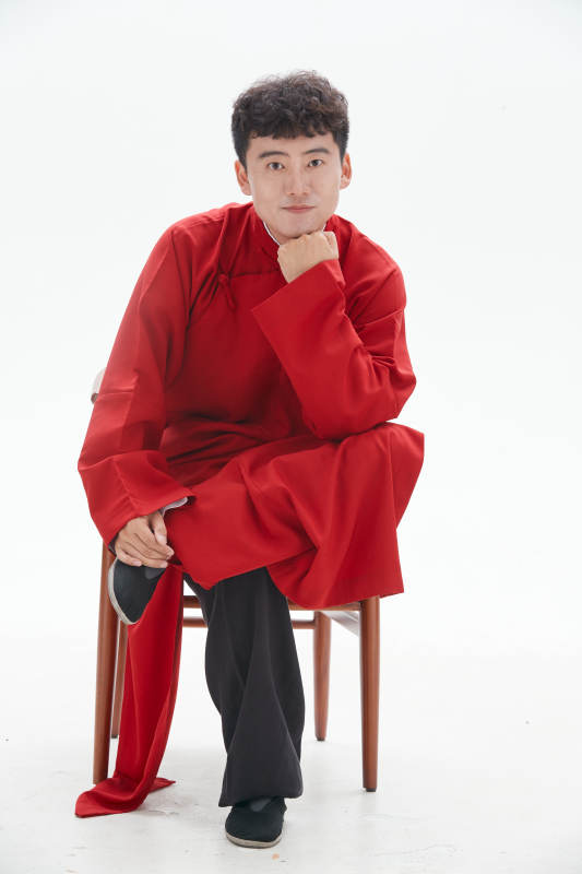 中国传统曲艺相声表演艺人形象图片