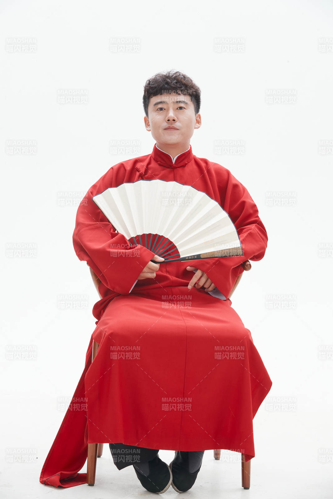 中国传统曲艺相声表演艺人形象图片