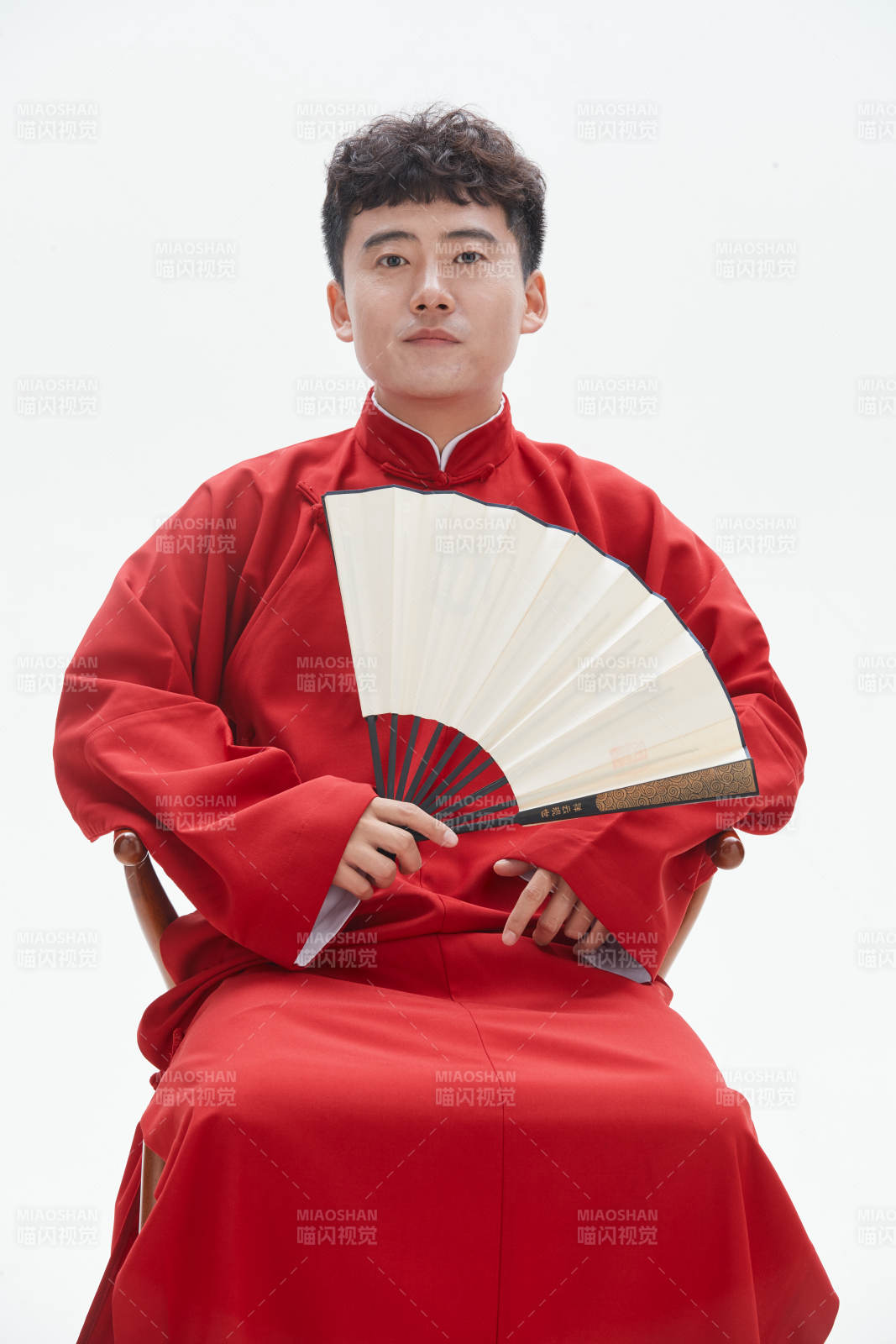 中国传统曲艺相声表演艺人形象图片