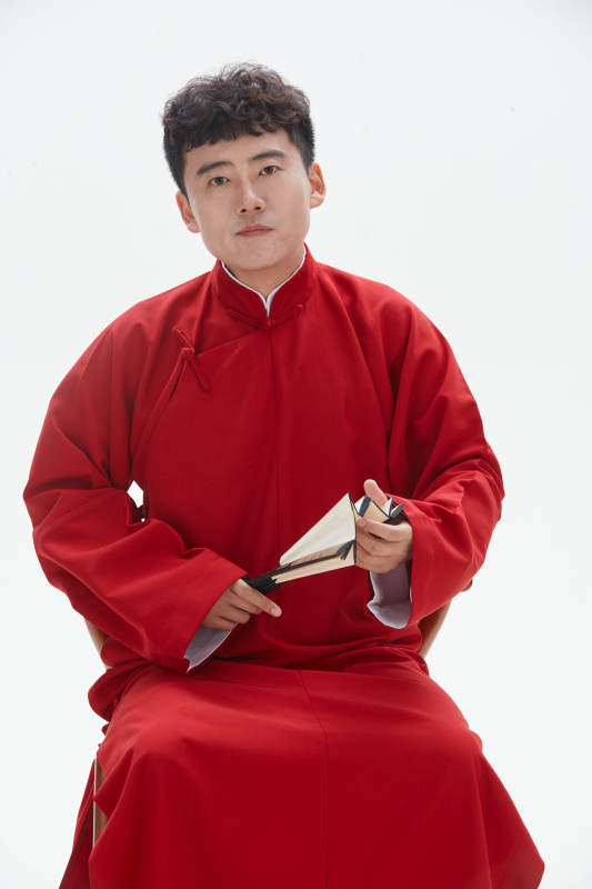 中国传统曲艺相声表演艺人形象图片