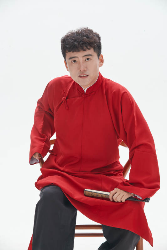 中国传统曲艺相声表演艺人形象图片