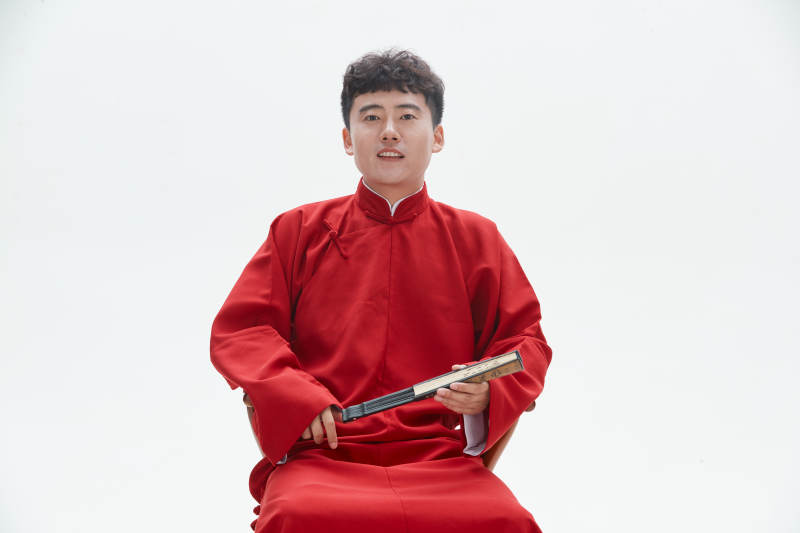 中国传统曲艺相声表演艺人形象图片