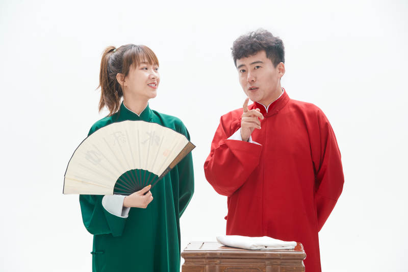 中国传统曲艺对口相声表演艺术形象图片