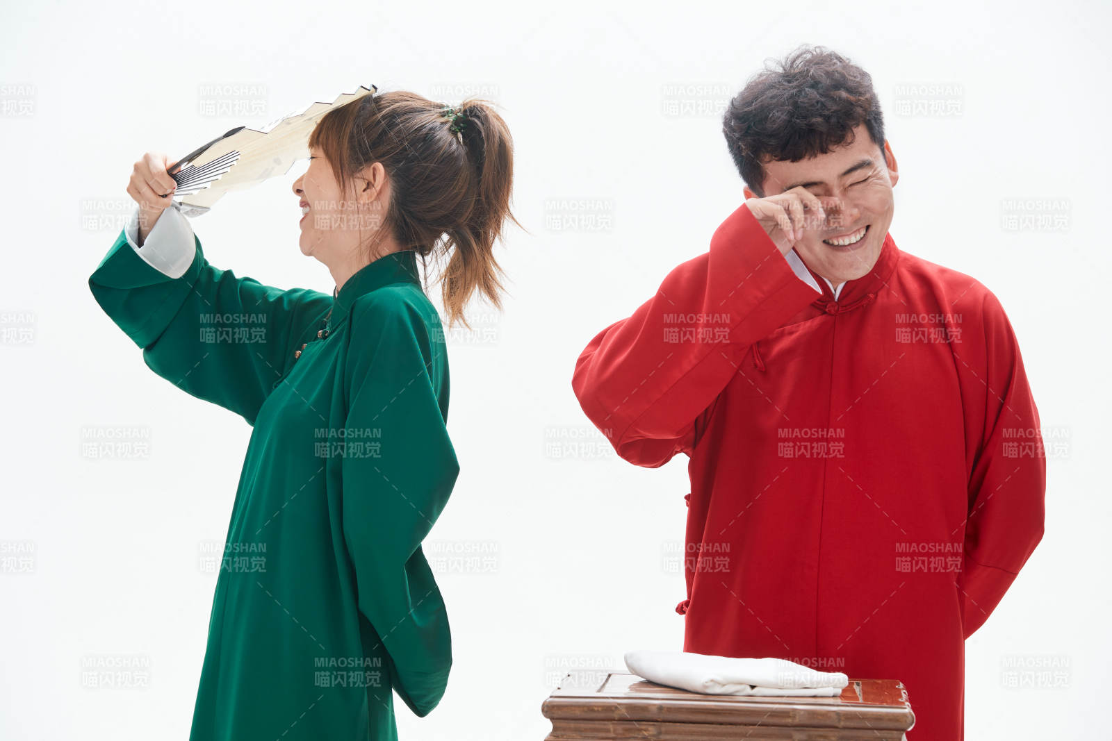 中国传统曲艺对口相声表演艺术形象图片