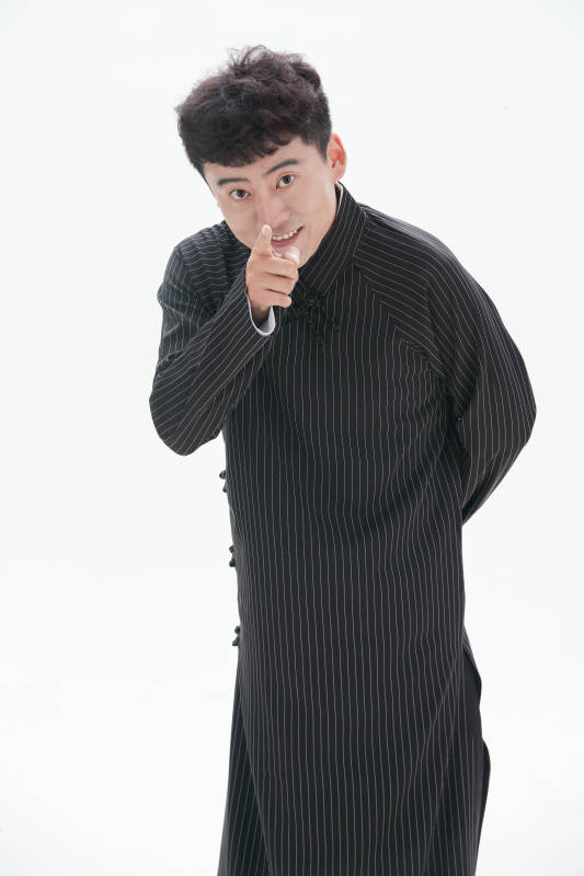 中国传统曲艺相声表演艺术形象图片