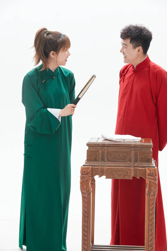 中国传统曲艺对口相声表演艺术形象图片