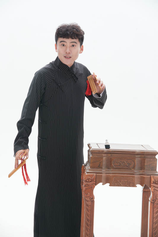 中国传统曲艺相声表演艺术形象图片