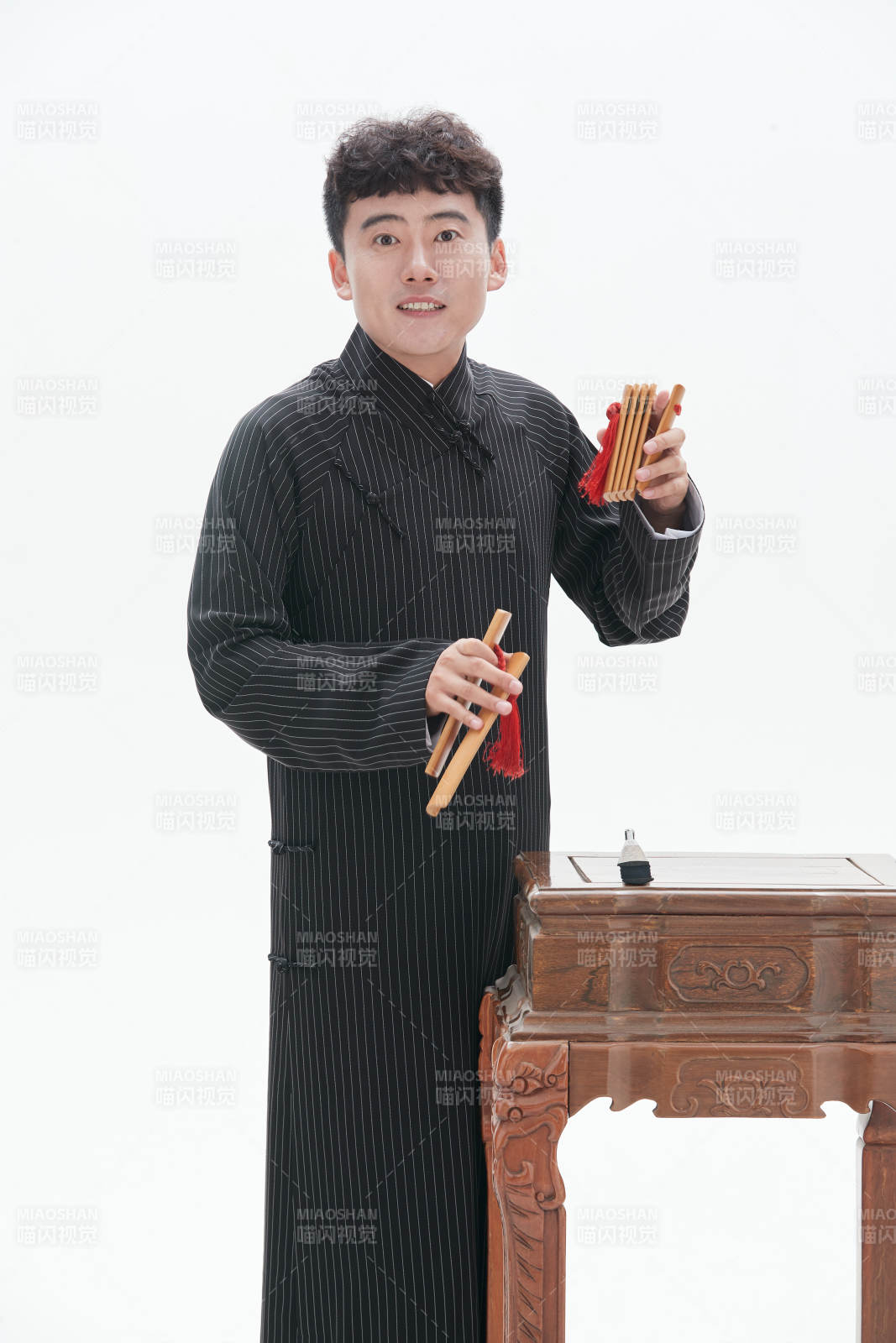 中国传统曲艺相声表演艺术形象图片