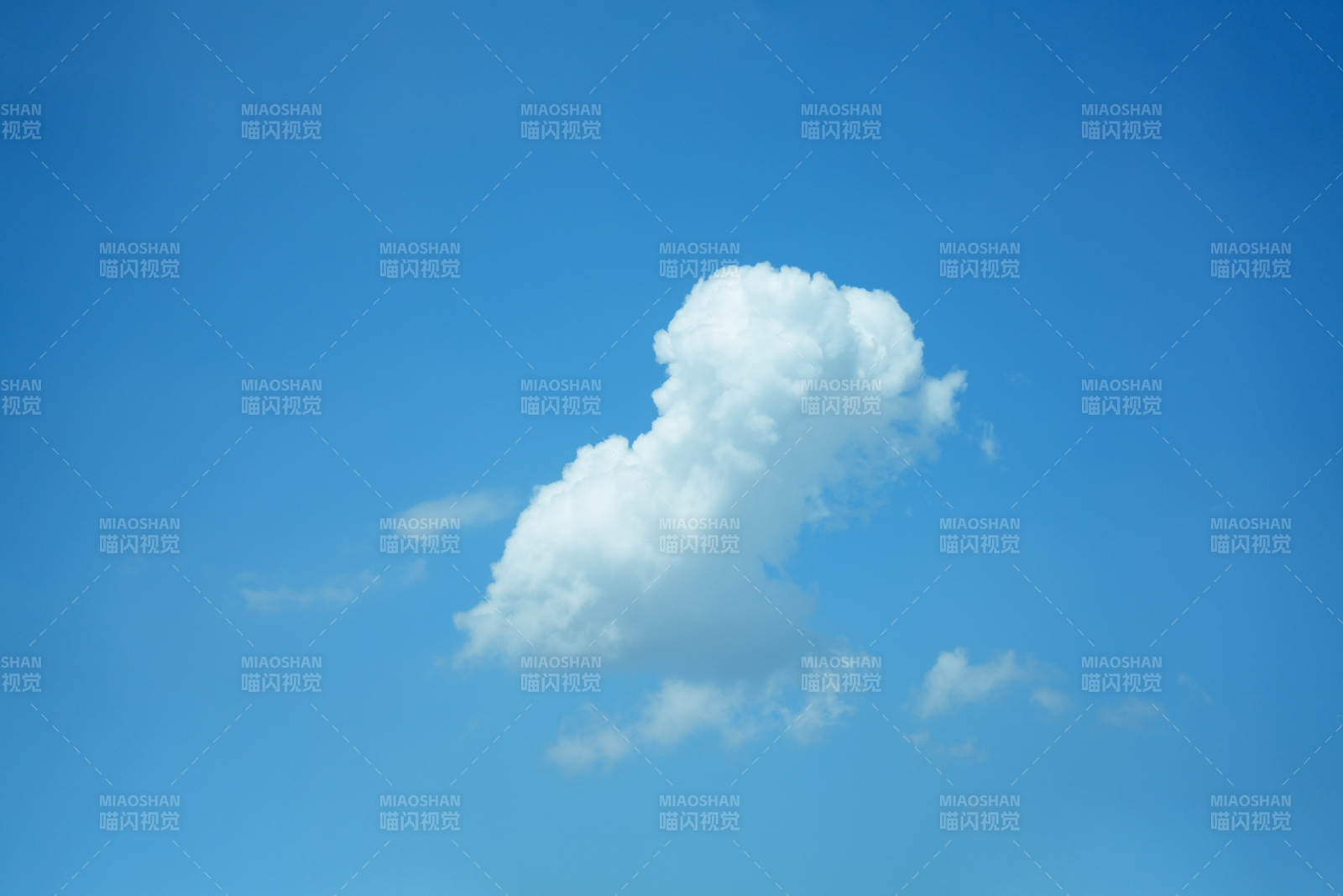 蓝天白云 心旷神怡图片