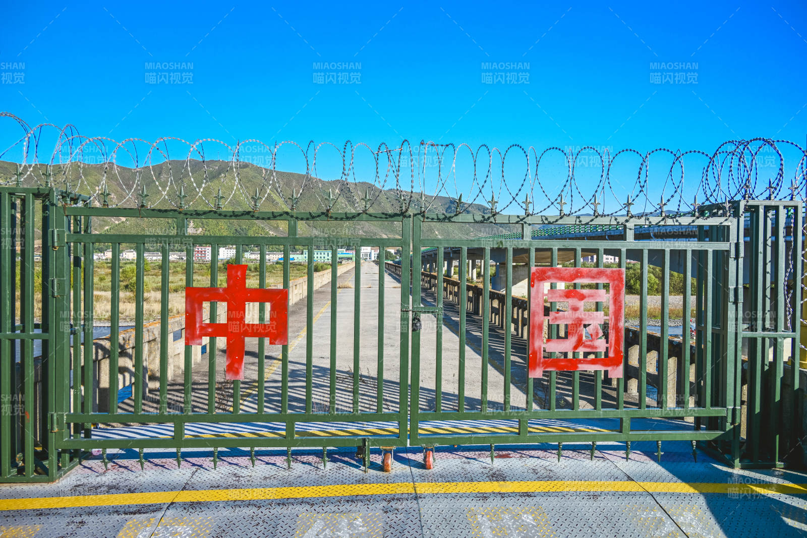 中国边境大门图片