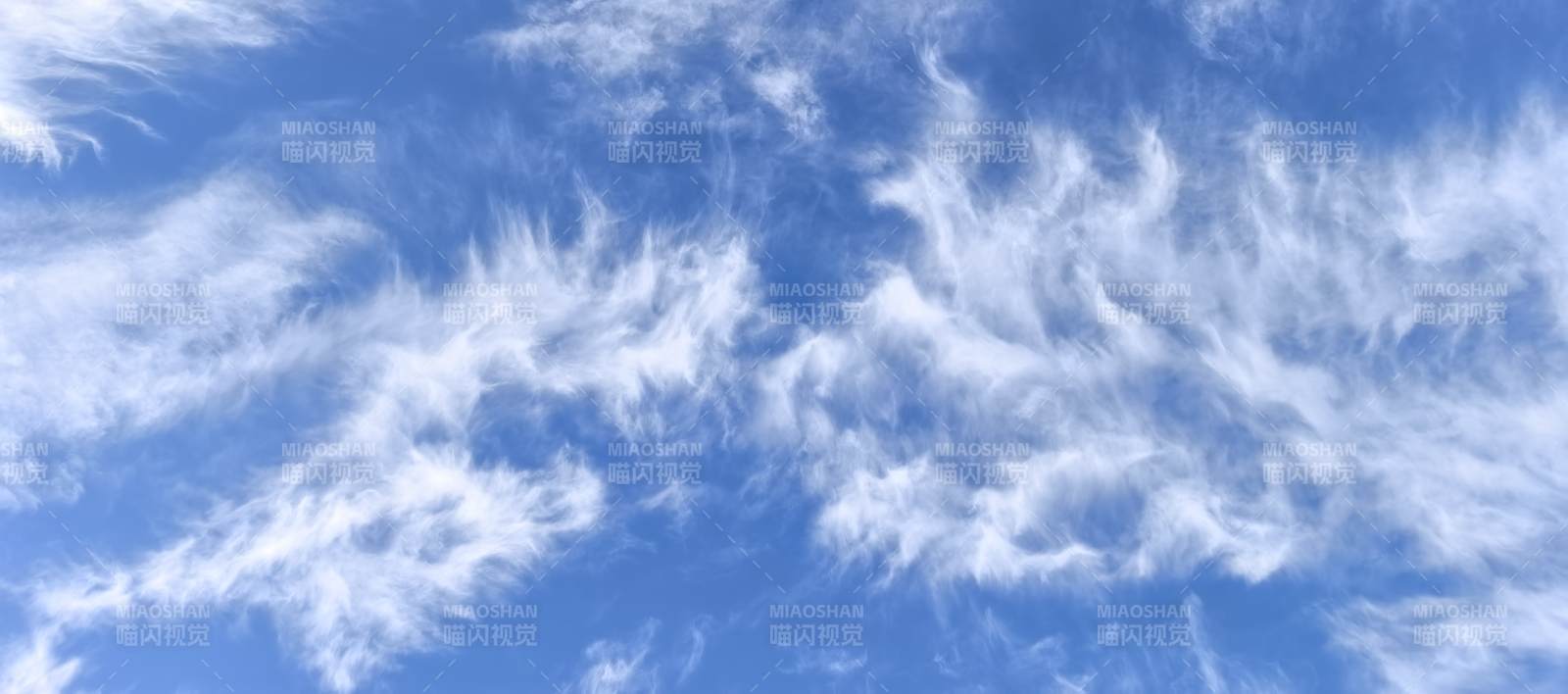 蓝天白云飘逸图片