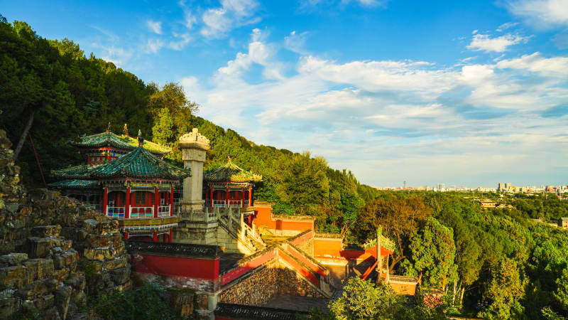 颐和园佛香阁两侧建筑（未开放）风光图片