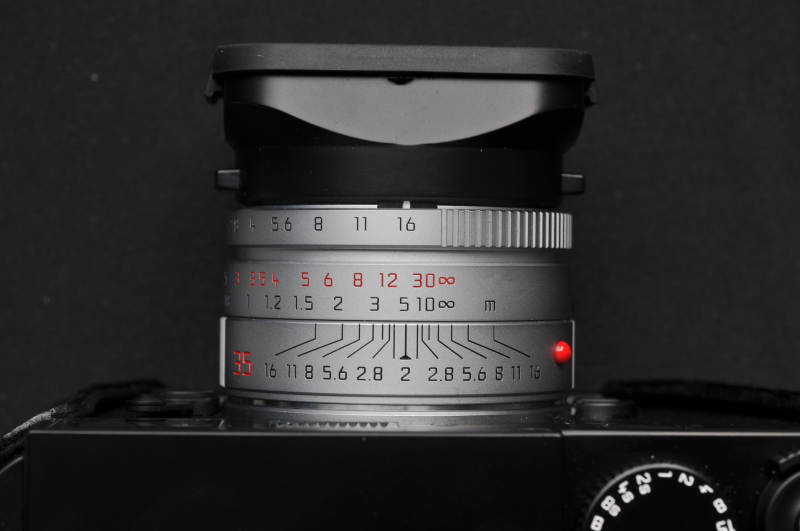 莱卡的怀旧复古相机特写微距细节图片
