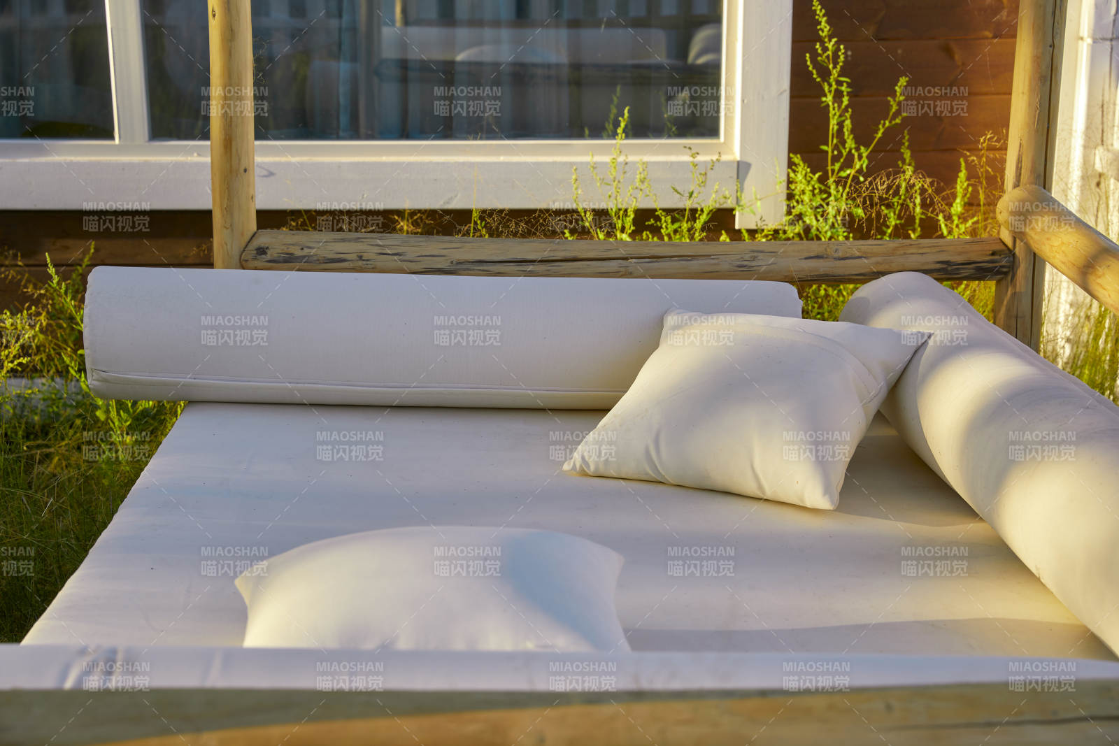 中国河北张家口库伦淖景区木屋别墅建筑群图片