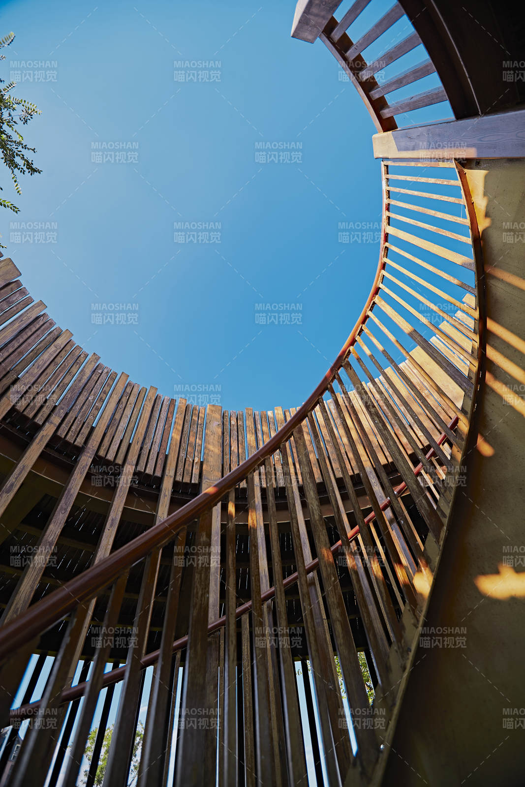 郊外休闲公园环艺环境及设施图片