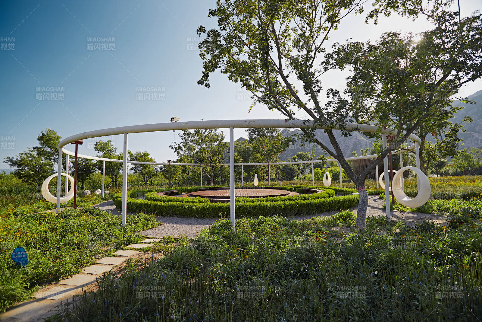 郊外休闲公园环艺环境及设施图片