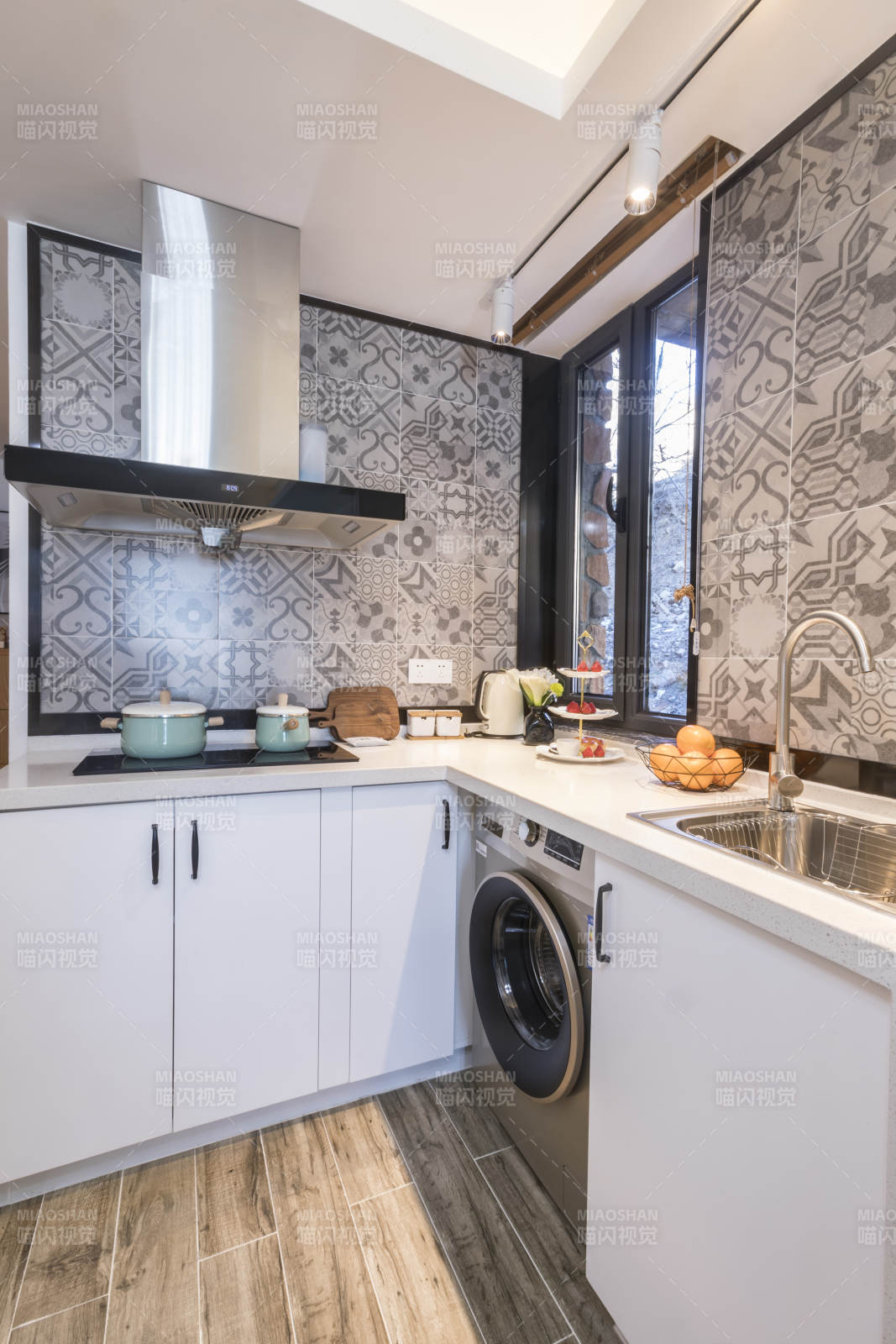 卫生间智能洁具马桶淋浴喷头水龙头图片