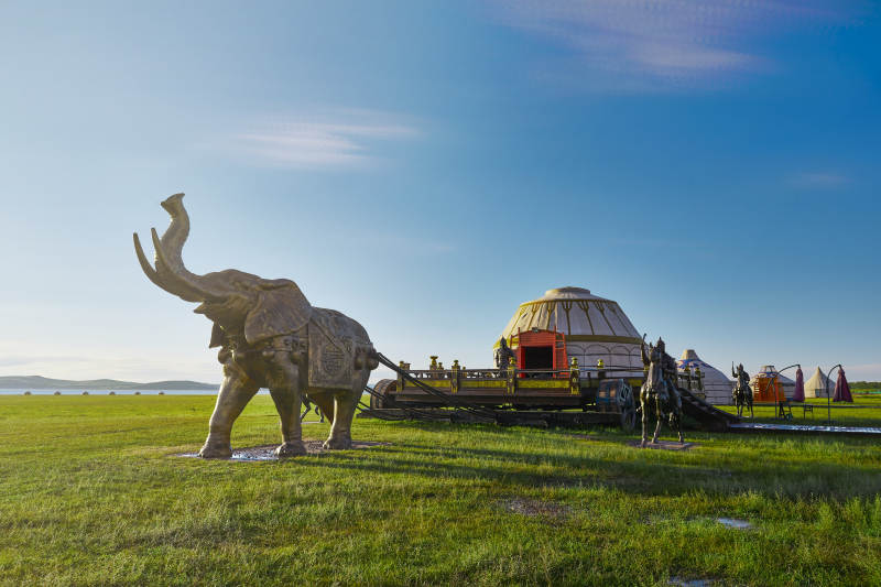 中国河北省张家口地区沽源县天鹅湖景区夏天图片