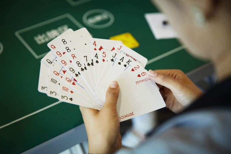 掼蛋扑克比赛现场图片