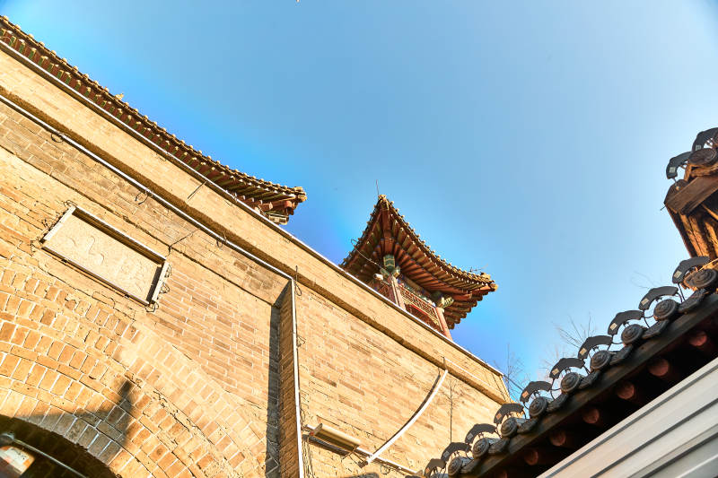 中国河北省张家口市堡子里景区鼓楼建筑外观图片