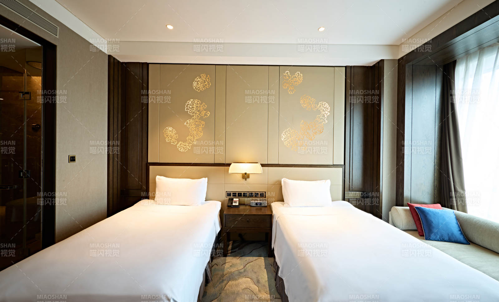 高档五星级酒店客房内部展示图片