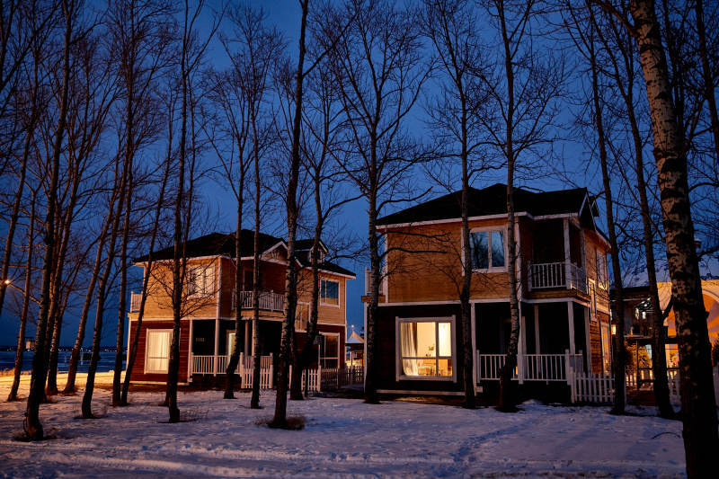 中国河北张家口库伦淖景区木屋别墅建筑群图片