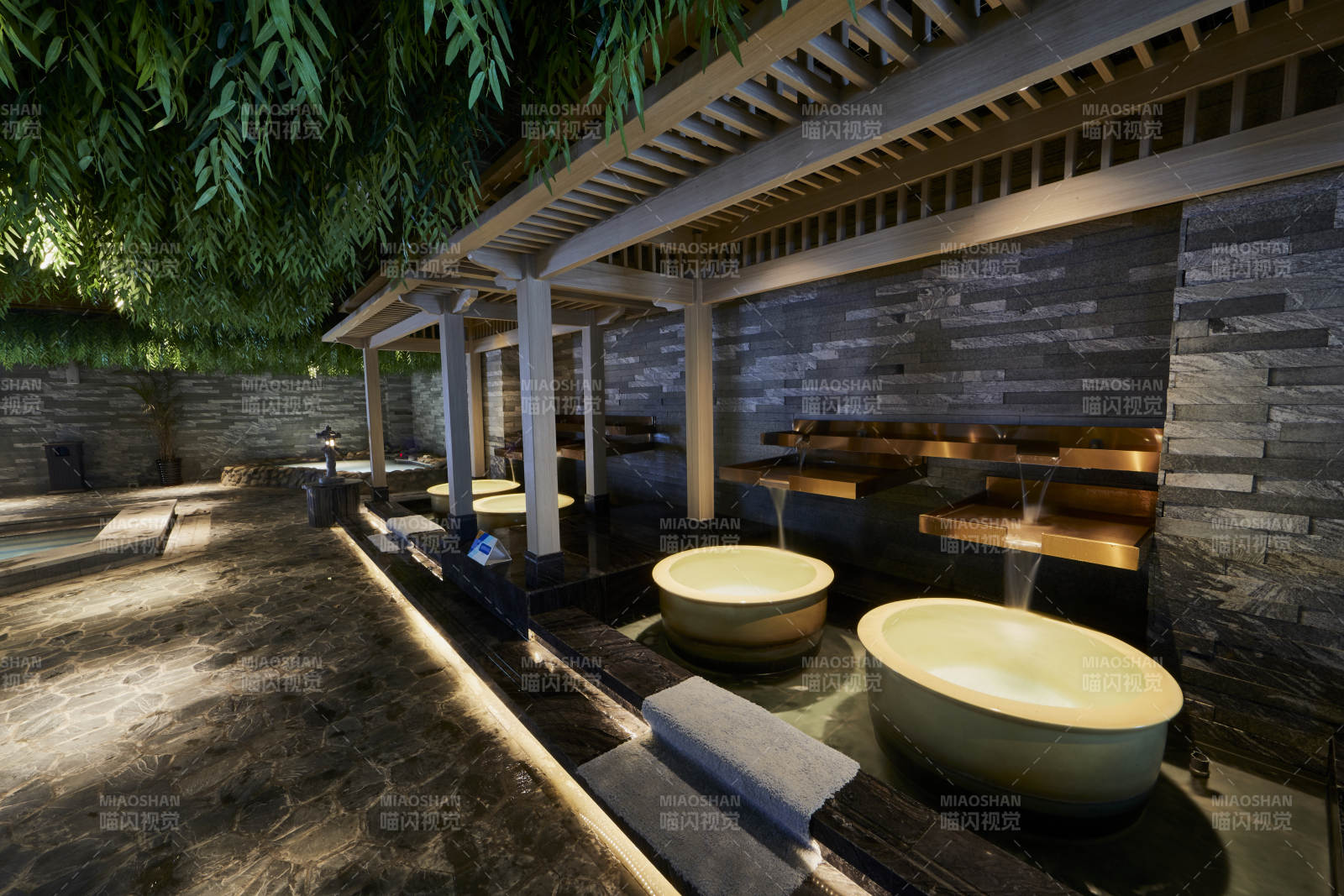 卫生间智能洁具马桶淋浴喷头水龙头图片