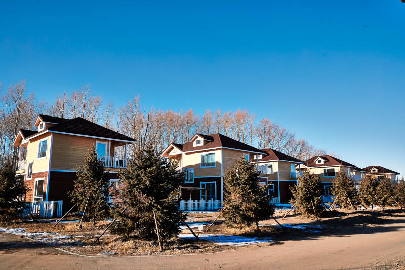 中国河北张家口库伦淖景区木屋别墅建筑群图片