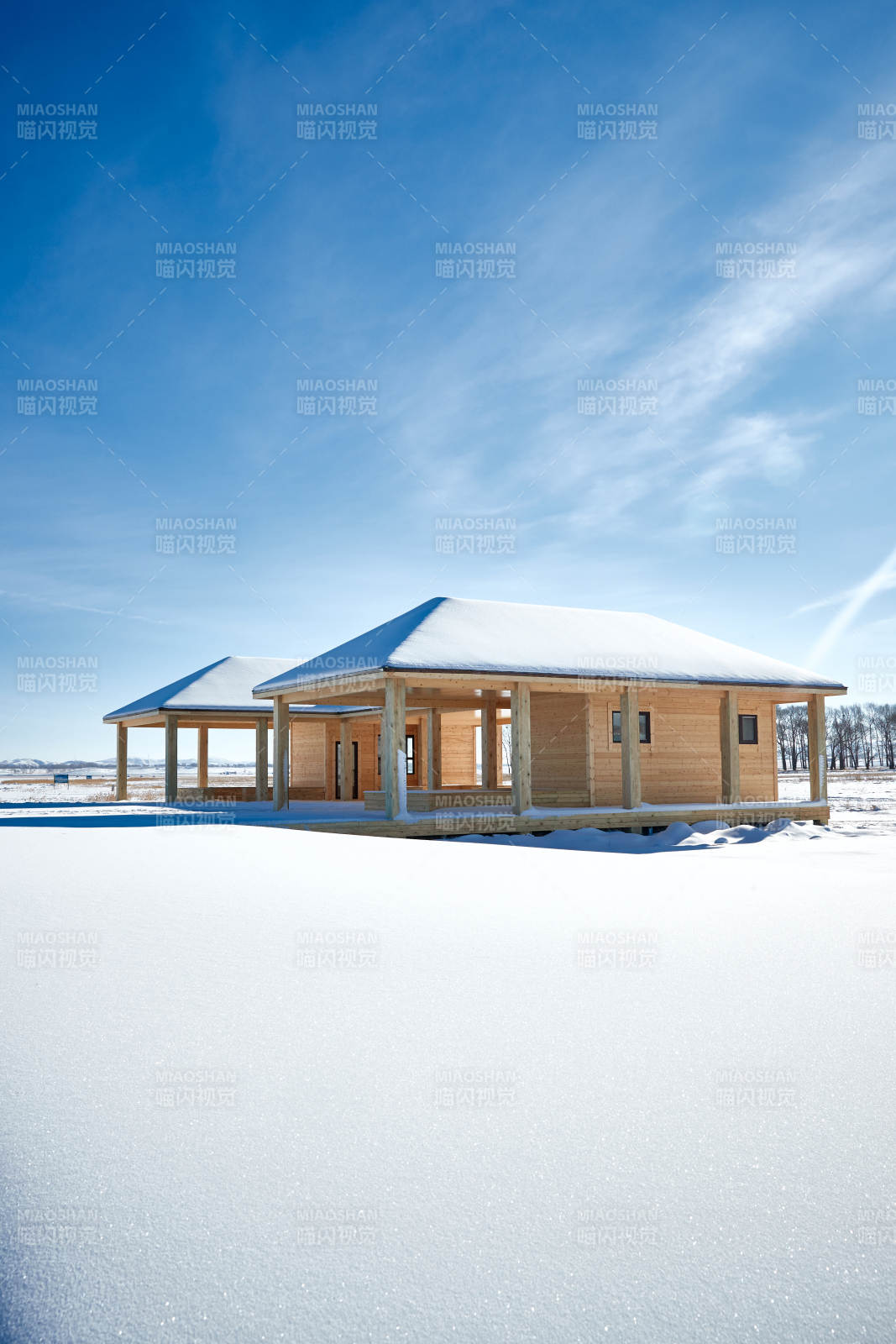 大雪过后的户外木屋图片