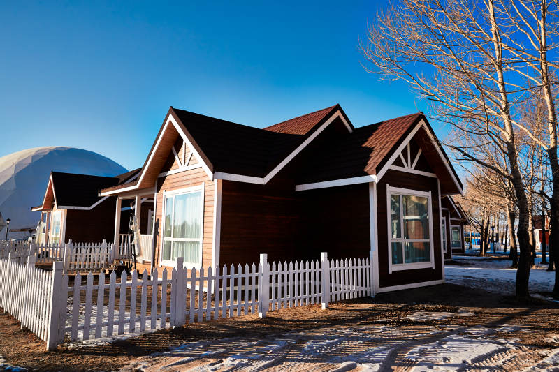 中国河北张家口库伦淖景区木屋别墅建筑群图片