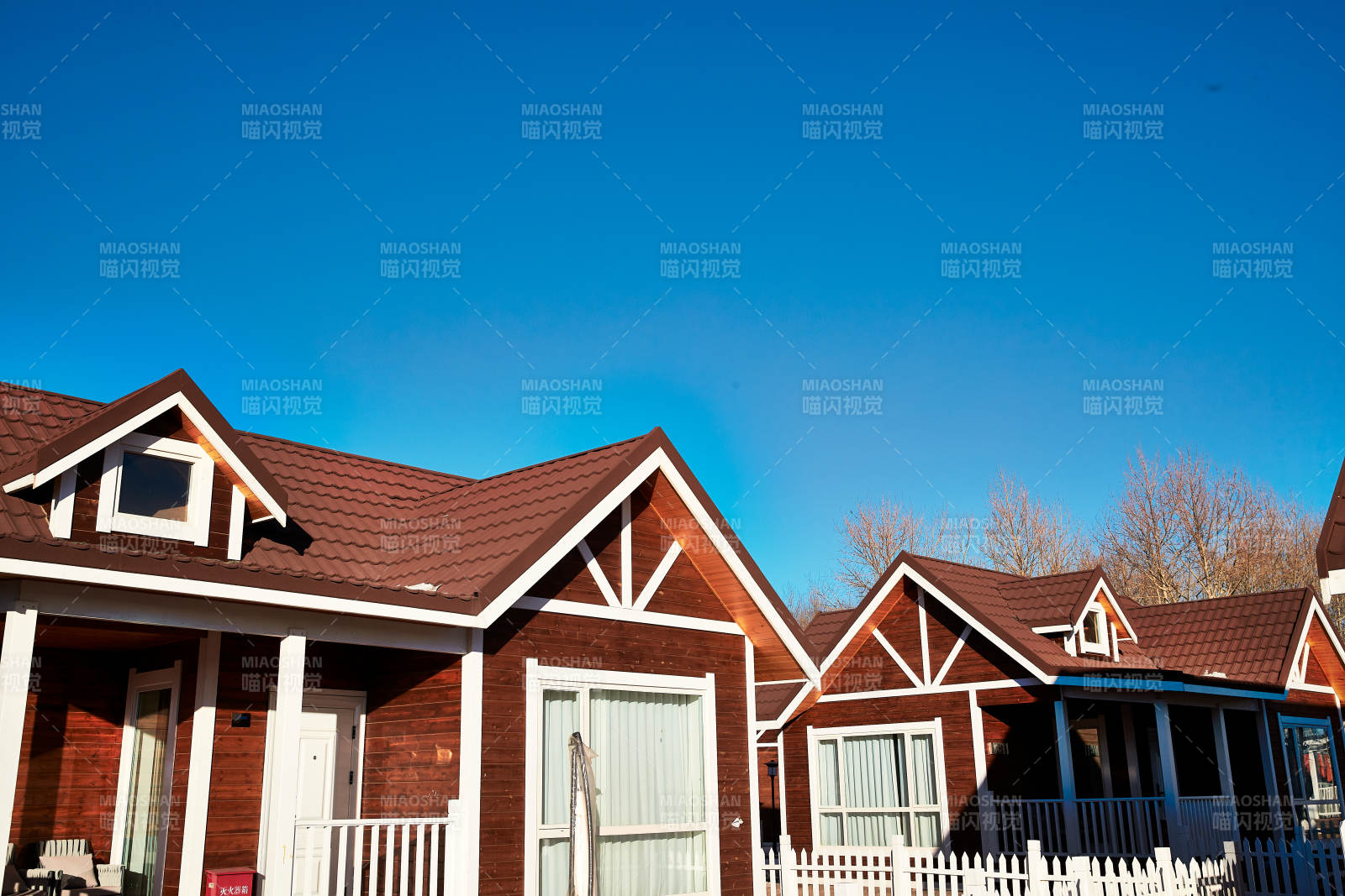 中国河北张家口库伦淖景区木屋别墅建筑群图片