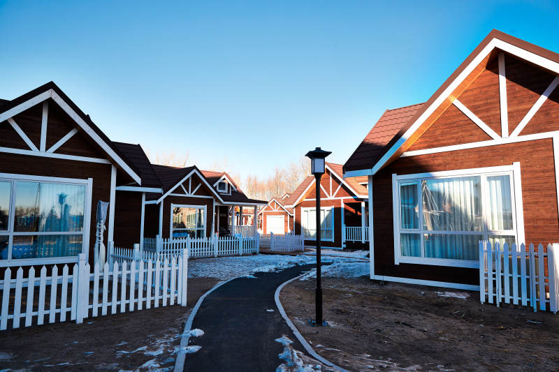 中国河北张家口库伦淖景区木屋别墅建筑群图片