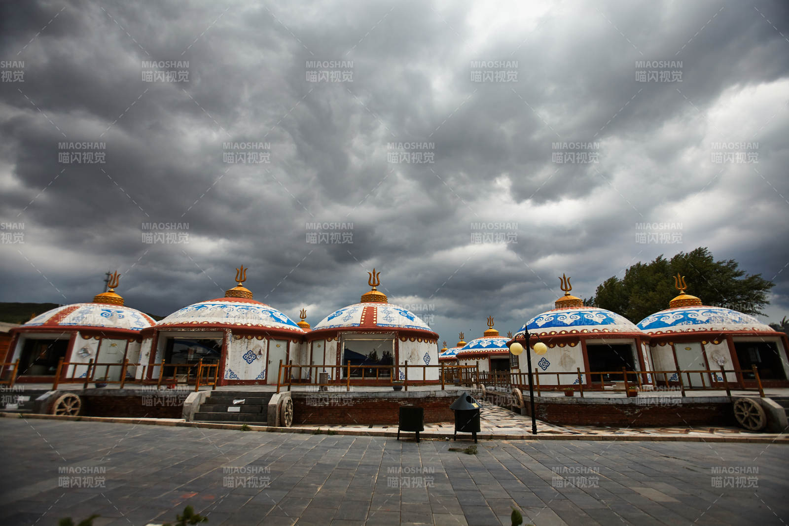 中国河北省沽源县闪电湖景区蒙古包大帐图片