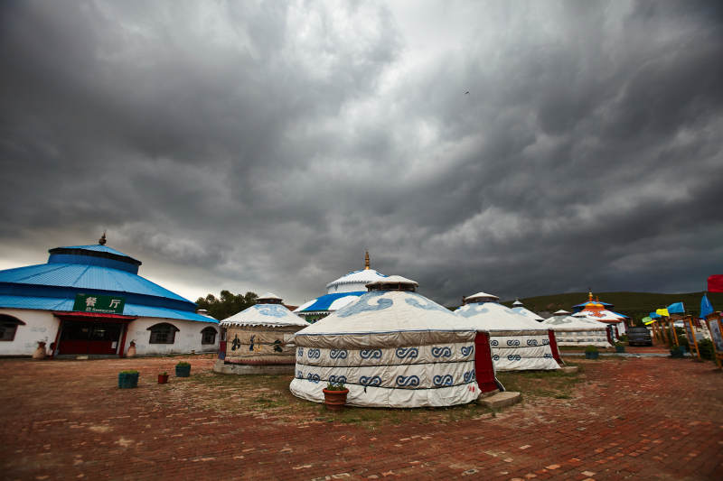 中国河北省沽源县闪电湖景区蒙古包大帐图片