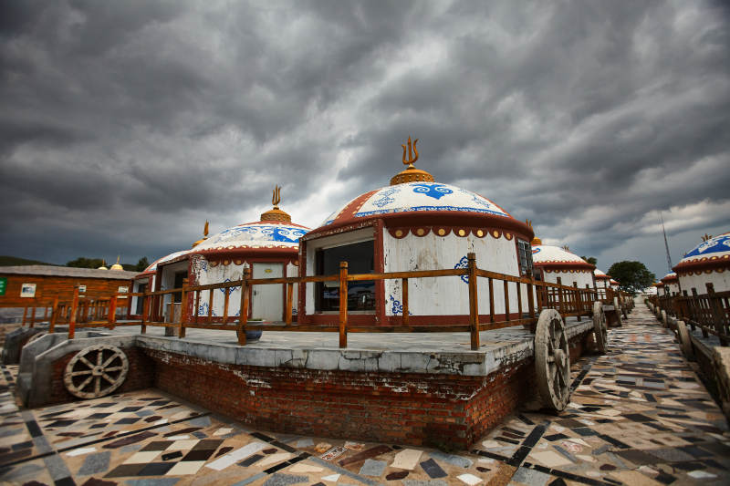 中国河北省沽源县闪电湖景区蒙古包大帐图片