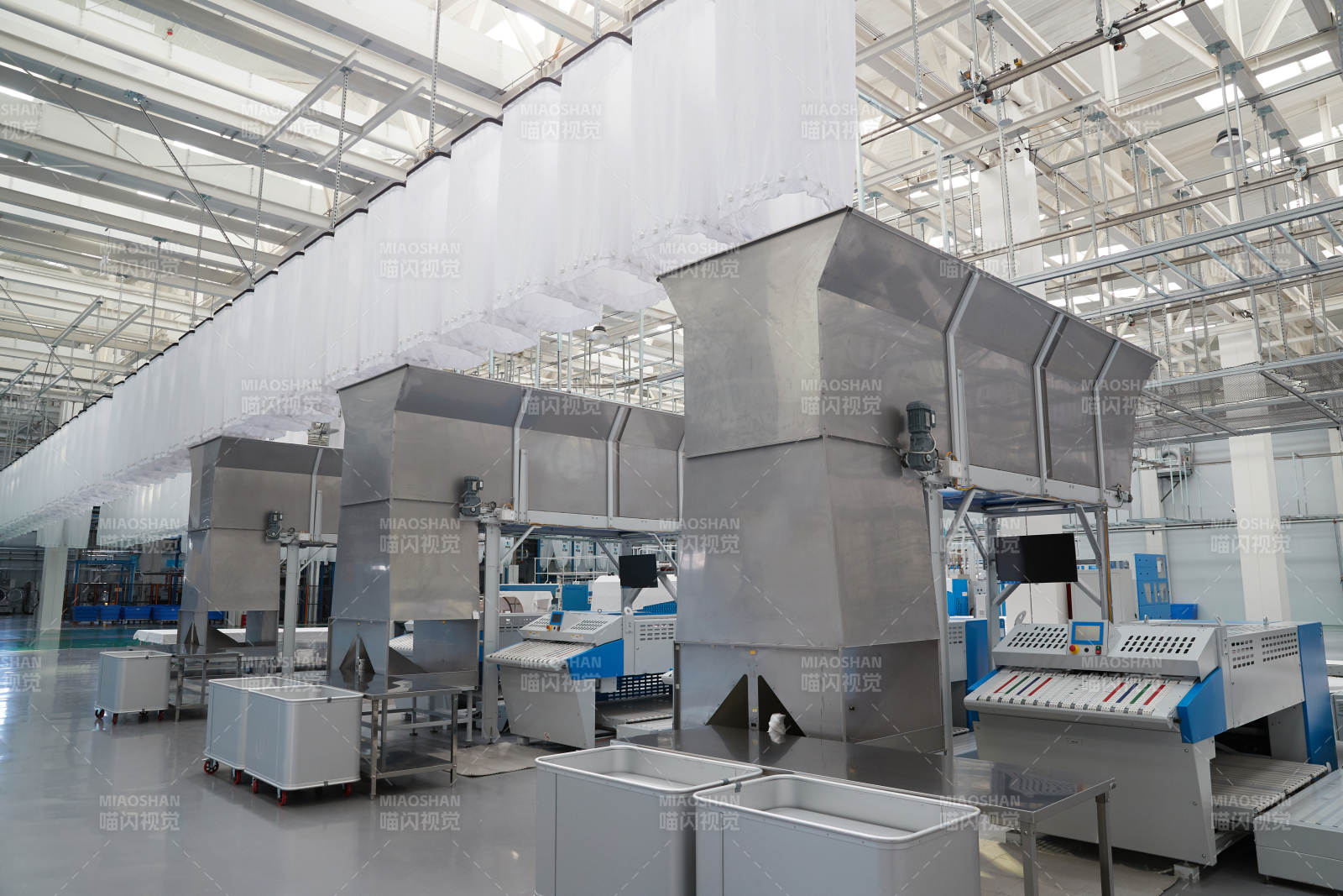 大型洗涤工厂内部图片