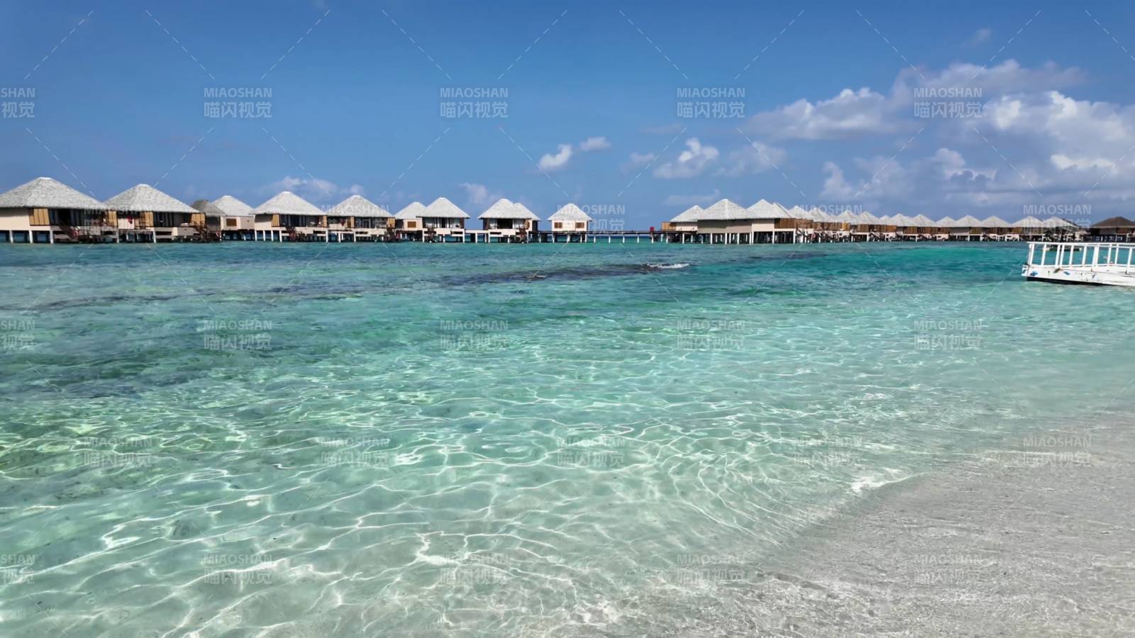 碧海蓝天度假村图片