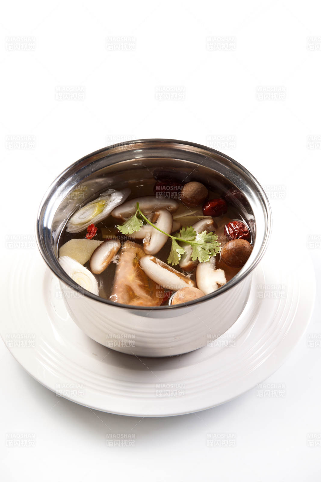 火锅汤底山珍菌汤图片